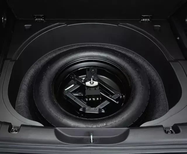 Spare Tire Kit thumbnail 2