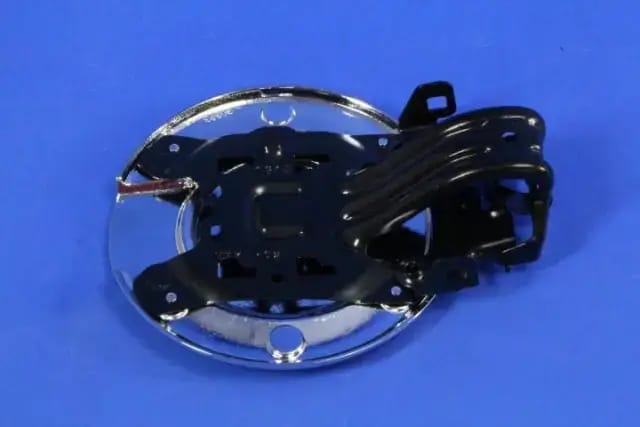 Fuel Filler Door thumbnail 3