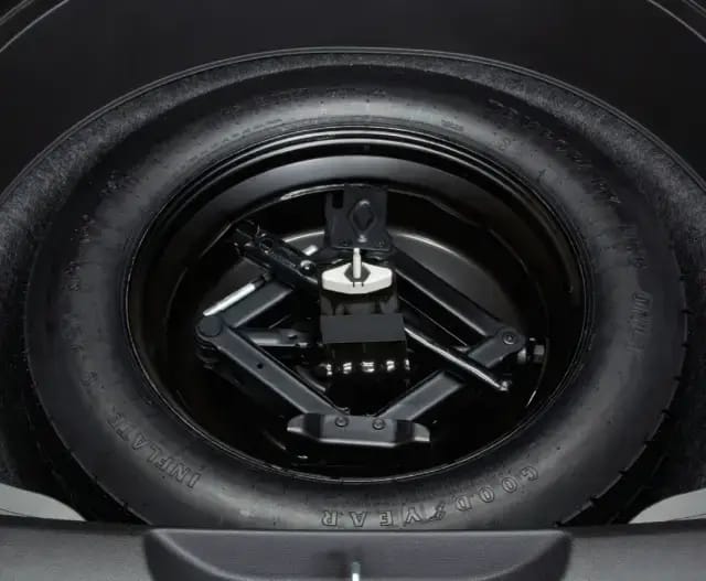 Spare Tire Kit thumbnail 3