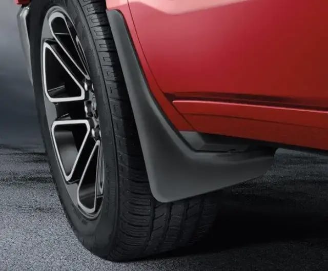 Front Molded Splash Guard For Vehicles Without Production Fender Flares