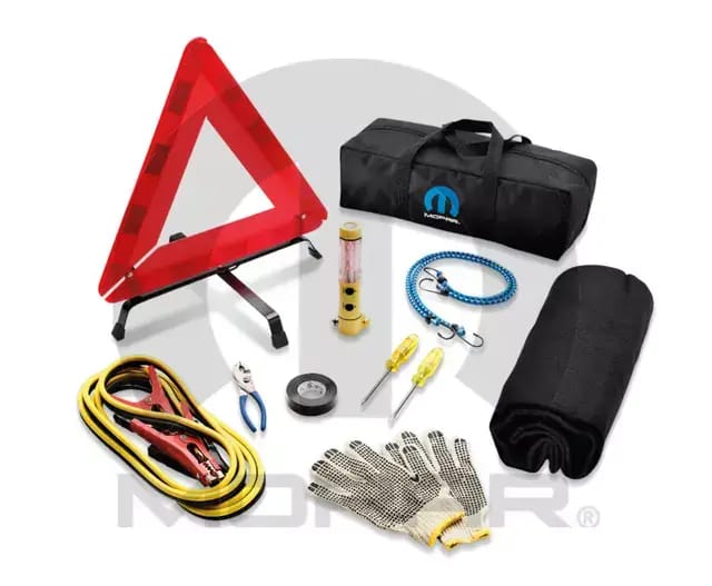 Roadside Safety Kit thumbnail 8