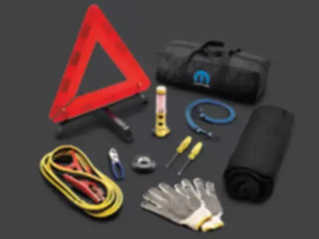 Roadside Safety Kit thumbnail 3