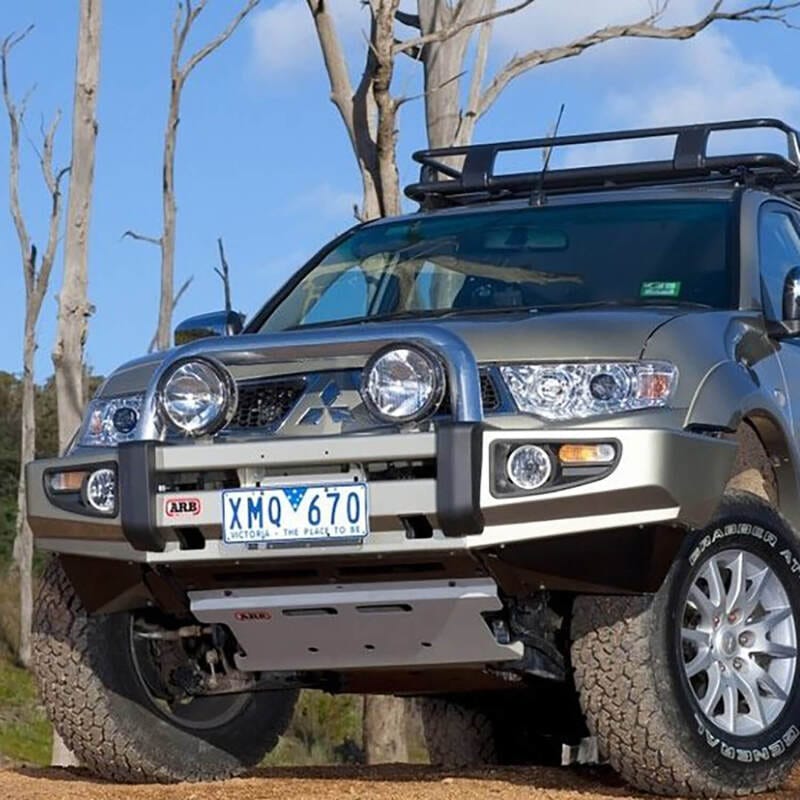 ARB Sahara Deluxe Bar Challenger 10On (Fit Kit NOT Included)