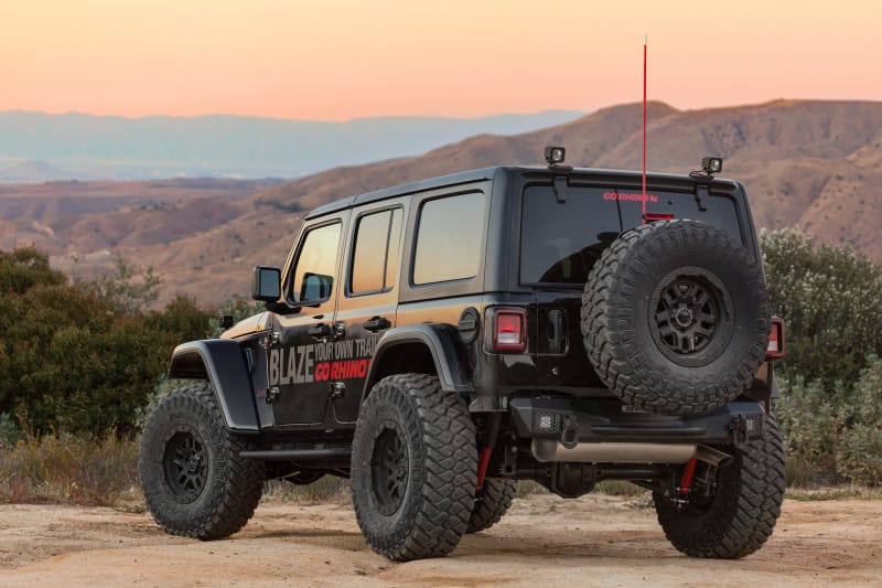 Go Rhino 18-20 Jeep Wrangler JL/JLU Rockline Rear Stubby Bumper thumbnail 5