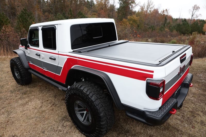 Rugged Ridge Armis Retractable Locking Bed Cover w/o Trail Rails 20-21 Jeep Gladiator JT thumbnail 2