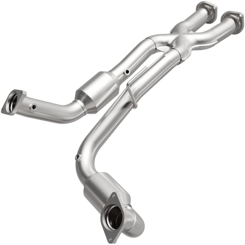 MagnaFlow Direct Fit Catalytic Converter 06-10 Jeep Grand Cherokee 6.1L