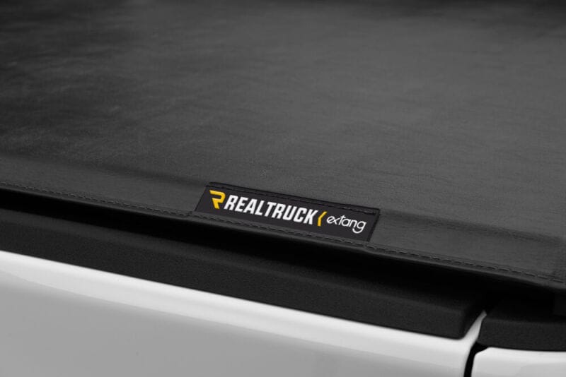 Extang 2020 Jeep Gladiator (JT) (w/wo Rail System) Trifecta 2.0 thumbnail 3