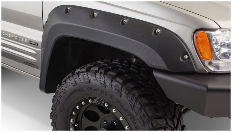 Bushwacker 99-04 Jeep Grand Cherokee Cutout Style Flares 2pc - Black - 10071-07 thumbnail 2
