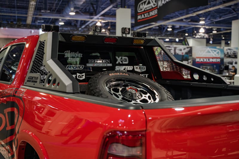 Addictive Desert Designs 17-18 Ford F-150 Raptor HoneyBadger Chase Rack thumbnail 3
