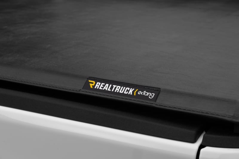 Extang 2020 Jeep Gladiator (JT) (w/wo Rail System) Trifecta 2.0 thumbnail 2