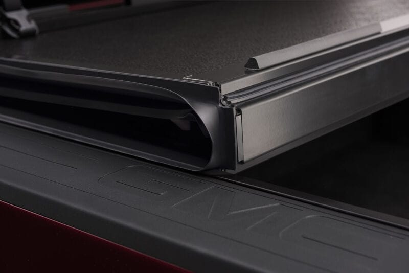 BAK 2020 Jeep Gladiator 5ft Bed BAKFlip FiberMax thumbnail 5