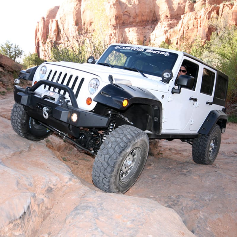 Superlift 07-18 Jeep Wrangler JK Unlimited 4in Lift Kit w/ Fox 2.0 RESI Shocks thumbnail 2