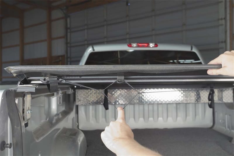 Access Lorado 87-04 Dodge Dakota 6ft 6in Bed Roll-Up Cover thumbnail 2