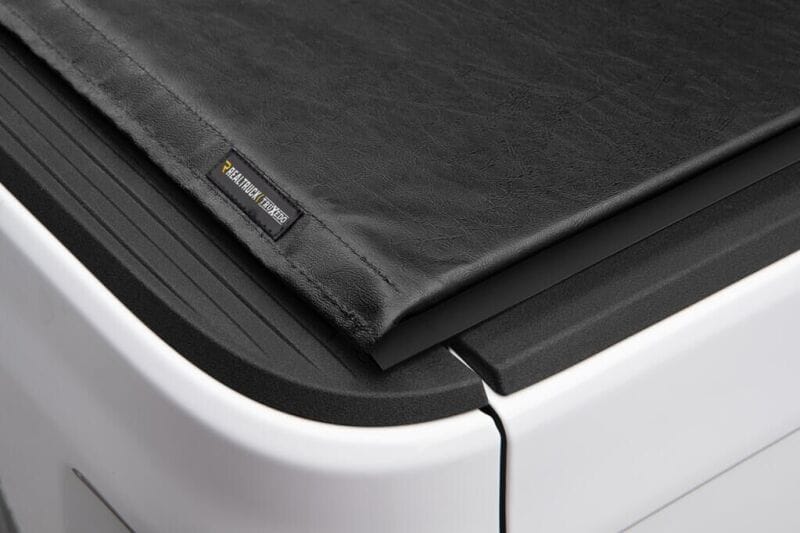 Truxedo 2020 Jeep Gladiator 5ft Lo Pro Bed Cover thumbnail 4