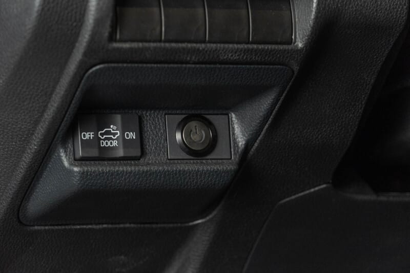 DV8 Offroad 40 Amp Wire Harness with DT Connector & Switch thumbnail 2