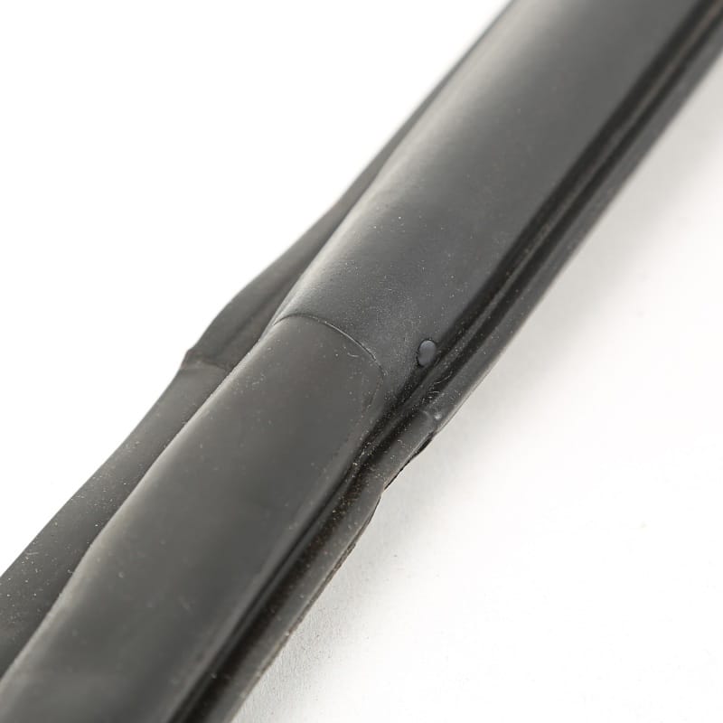 Omix Front Full Door Seal RH 07-18 Jeep Wrangler thumbnail 2