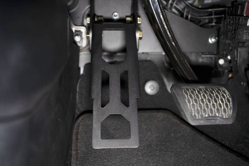 DV8 Offroad 18-20 Jeep Wrangler JL Adjustable Dead Pedal thumbnail 8