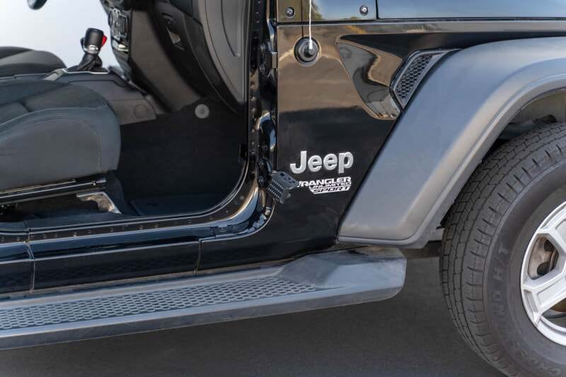 DV8 Offroad 07-23 Jeep Gladiator/Wrangler JT/JK/JL Foot Pegs thumbnail 3