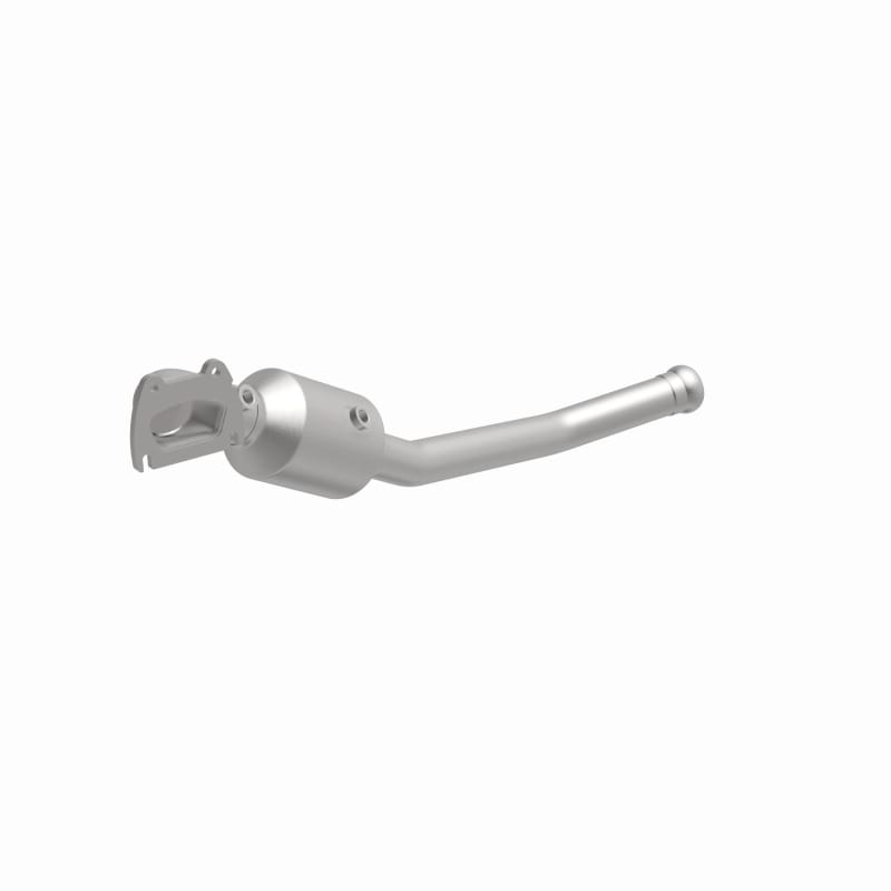 MagnaFlow Direct Fit Catalytic Conv 13-18 Dodge Durango 3.6L V6 / 13-18 Jeep Grand Cherokee 3.6L V6 thumbnail 3