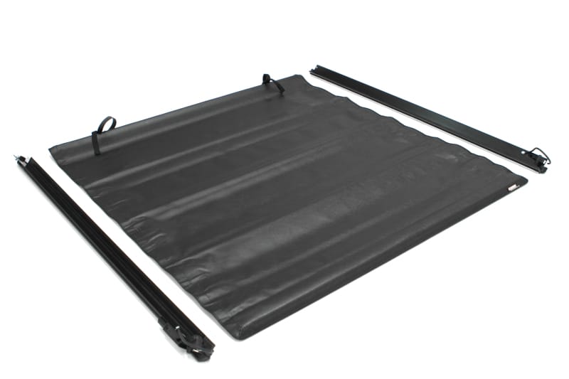 Lund 96-04 Dodge Dakota (6.5ft. Bed) Genesis Roll Up Tonneau Cover - Black thumbnail 7