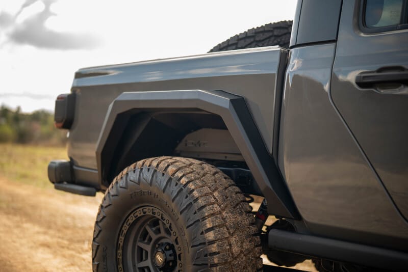 DV8 Offroad 20-25 Jeep Gladiator JT Armor Fender Flares thumbnail 2