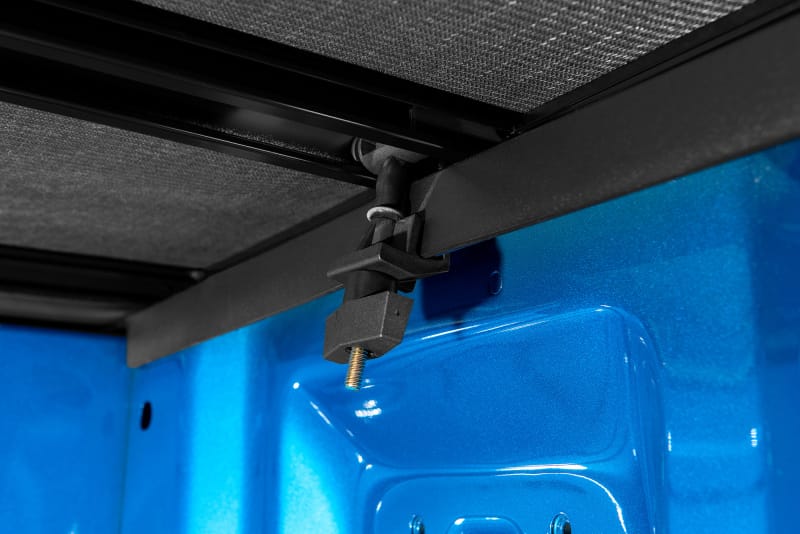 Lund 02-17 Dodge Ram 1500 (5.5ft. Bed) Genesis Elite Tri-Fold Tonneau Cover - Black thumbnail 3