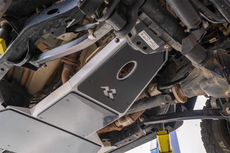 Rugged Ridge 18-23 Jeep Wrangler JLU 4dr Alum. Skid Plate for Engine/Trans - Tex. Blk thumbnail 3