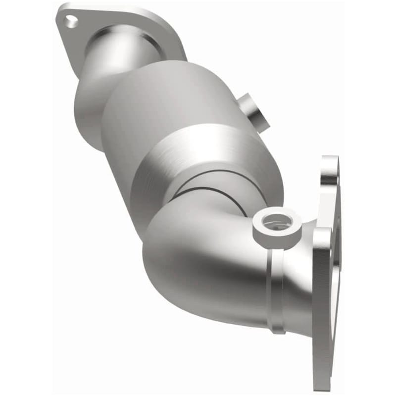 MagnaFlow Direct Fit Catalytic Converter 15-19 Ram 1500 3.6L OEM Grade Fed/EPA Compliant Manifold - 22-177