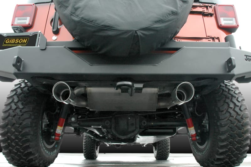 Gibson 07-17 Jeep Wrangler JK Rubicon 3.6L 2.5in Axle-Back Dual Split Exhaust - Aluminized thumbnail 2