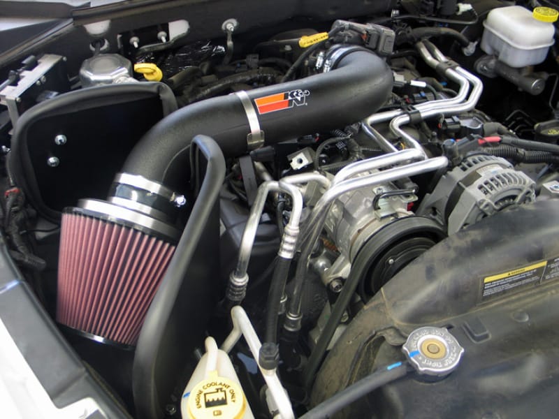 K&N 05-06 Dodge Dakota V8-4.7L Performance Intake Kit thumbnail 2