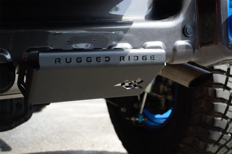 Rugged Ridge 07-23 Jeep Wrangler JK/JKU/JL/JLU & 20-23 Gladiator Hitch Skid Plate 2in. Rec - Tex Blk thumbnail 3