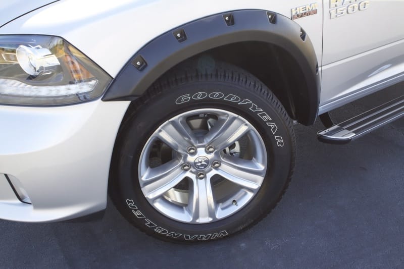 Lund 02-08 Dodge Ram 1500 RX-Rivet Style Smooth Elite Series Fender Flares - Black (4 Pc.) thumbnail 2