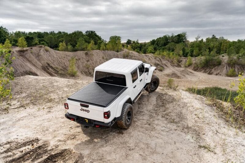 Truxedo 2020 Jeep Gladiator 5ft Lo Pro Bed Cover thumbnail 3