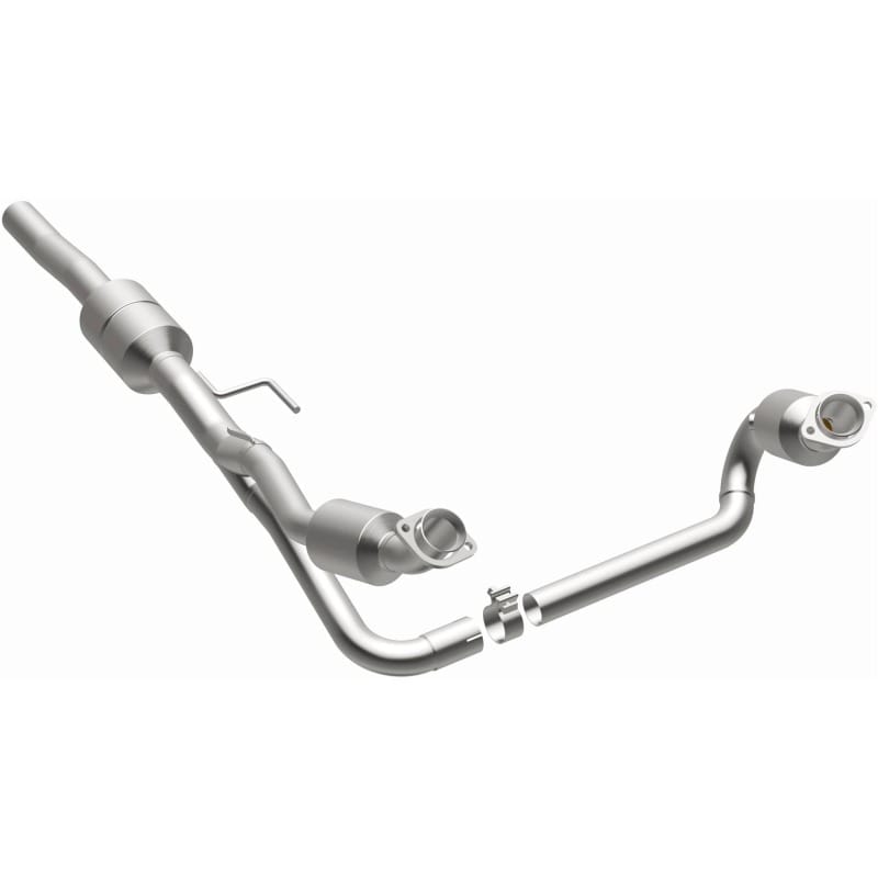 MagnaFlow Direct Fit Catalytic Converter 02-03 Dodge Durango 5.9L - 51348
