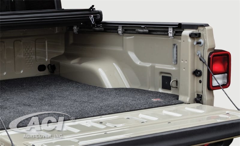 Access LOMAX Pro Series Tri-Fold Cover 2020 Jeep Gladiator 5ft Box (w/Trail Rail) - Blk Diamond Mist thumbnail 4