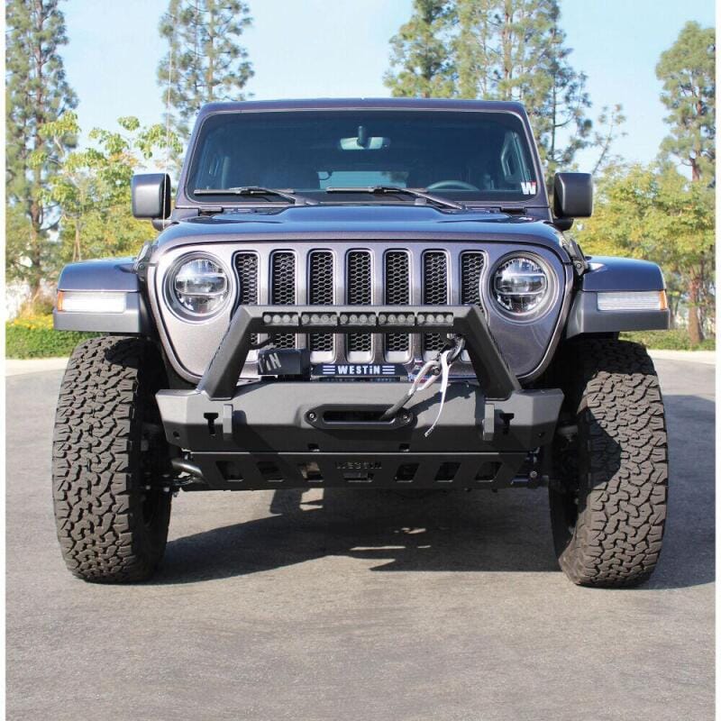 Westin 18-19 Jeep Wrangler JL WJ2 Stubby Front Bumper - Textured Black