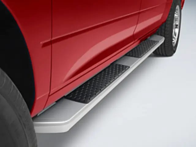 Aluminum Running Boards In Silver For Quad Cab