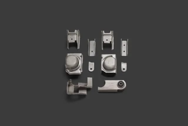 Axle mounting Bracket