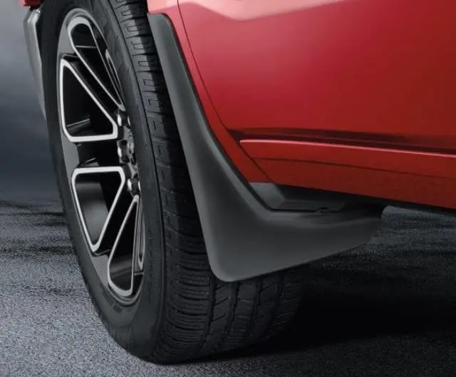 Front Molded Splash Guard For Vehicles Without Production Fender Flares