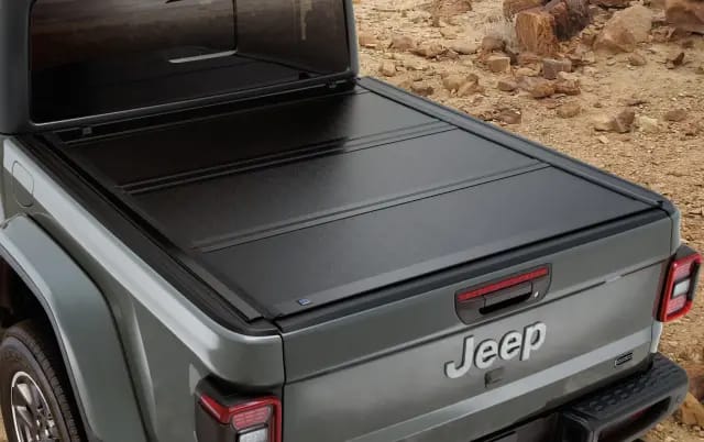 Tonneau Cover, Hard Tri-Fold